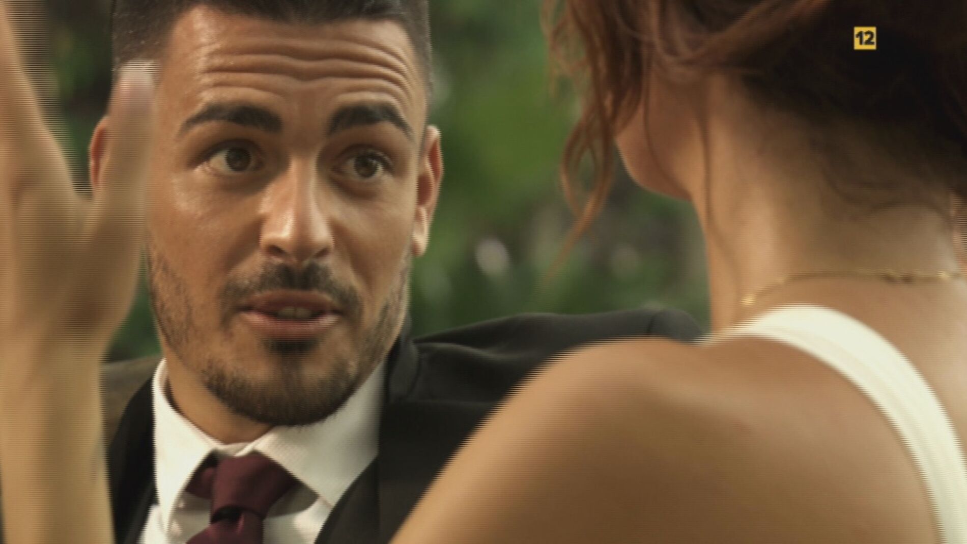 "Para mi gusto te falta un palmo"