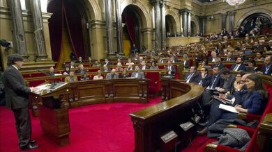 El Tribunal Constitucional rebajará la reforma legal que se aprobó para sancionar la desobediencia del Parlament