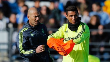 Zidane y Cristiano Ronaldo, durante un entrenamiento