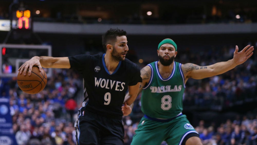 Ricky Rubio, en acción ante Dallas