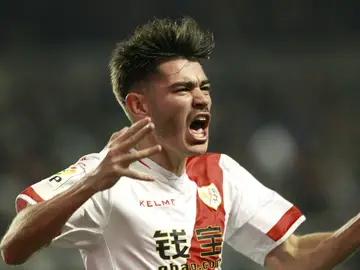 Jozabed celebra un gol con el Rayo Jozabed celebra un gol con el Rayo
