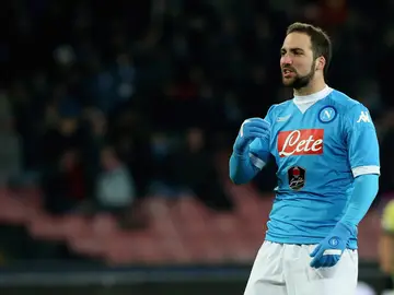 Gonzalo Higuaín, en un partido con el Nápoles Gonzalo Higuaín, en un partido con el Nápoles