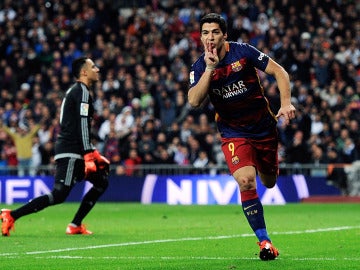 Luis Suárez celebra su gol frente al Real Madrid