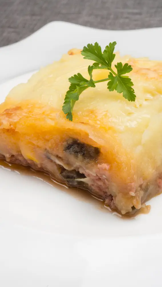 Pastel de carne, berenjena y patata Pastel de carne, berenjena y patata
