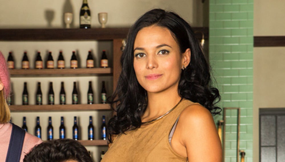 Elisa Mouliaá es Manuela