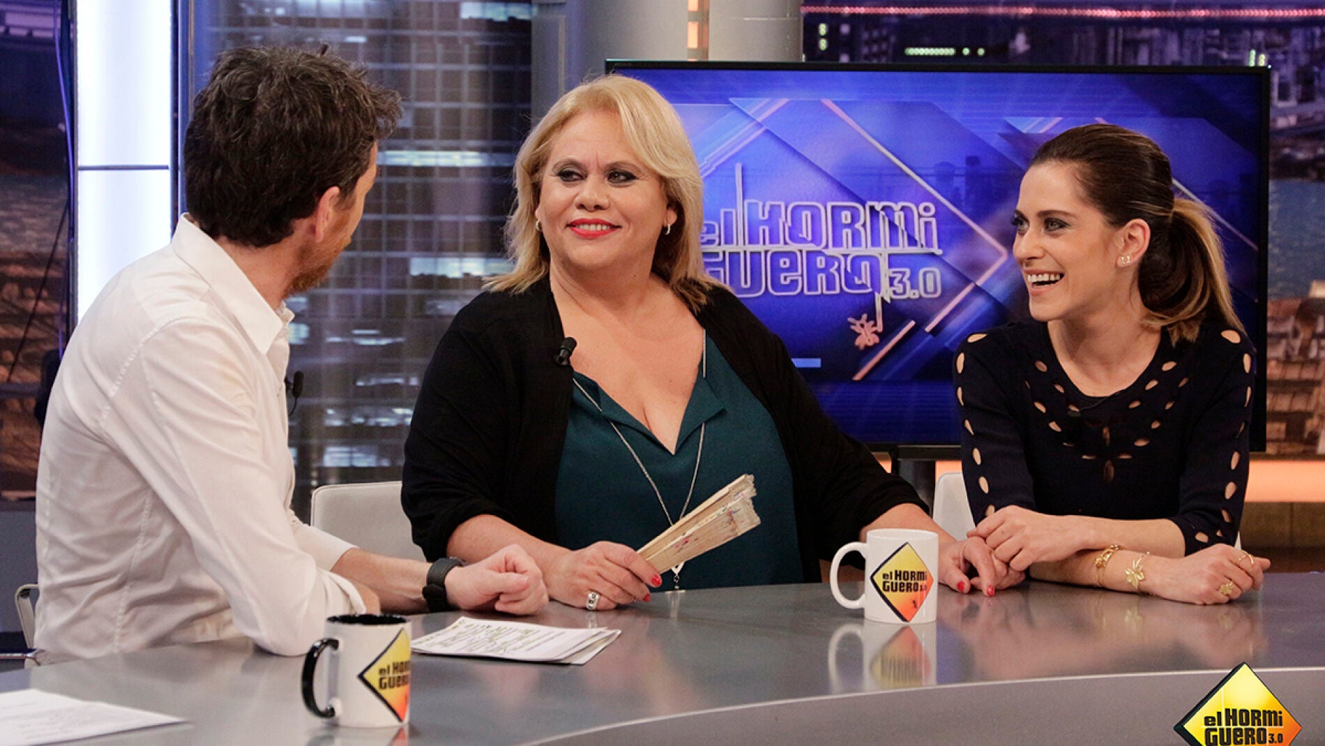 Carmina Barrios y Mar&iacute;a Le&oacute;n en 'El Hormiguero 3.0'