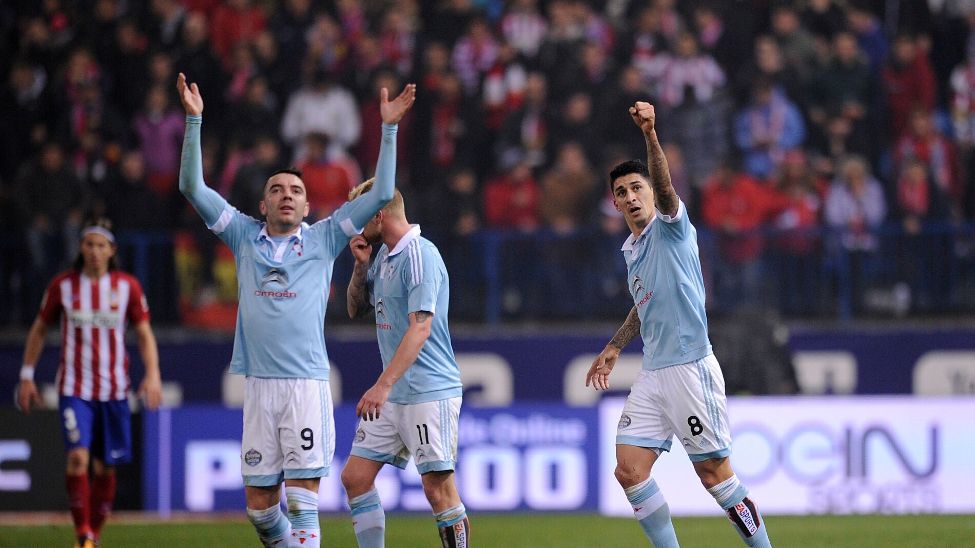 Los jugadores del Celta celebran un gol en el Calder&oacute;n