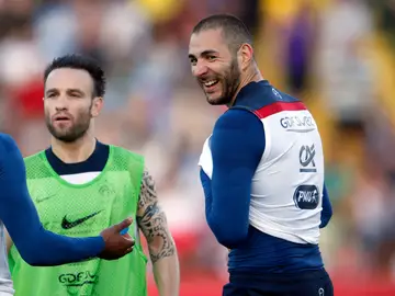 Benzema y Valbuena en una concentración de la selección francesa Benzema y Valbuena en una concentración de la selección francesa