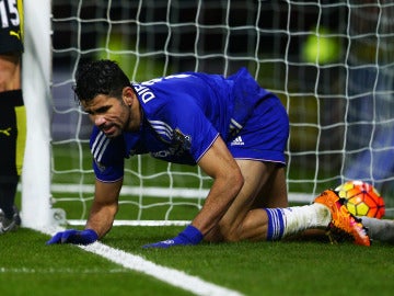 Diego Costa, en el suelo tras una ocasión ante el Watford 