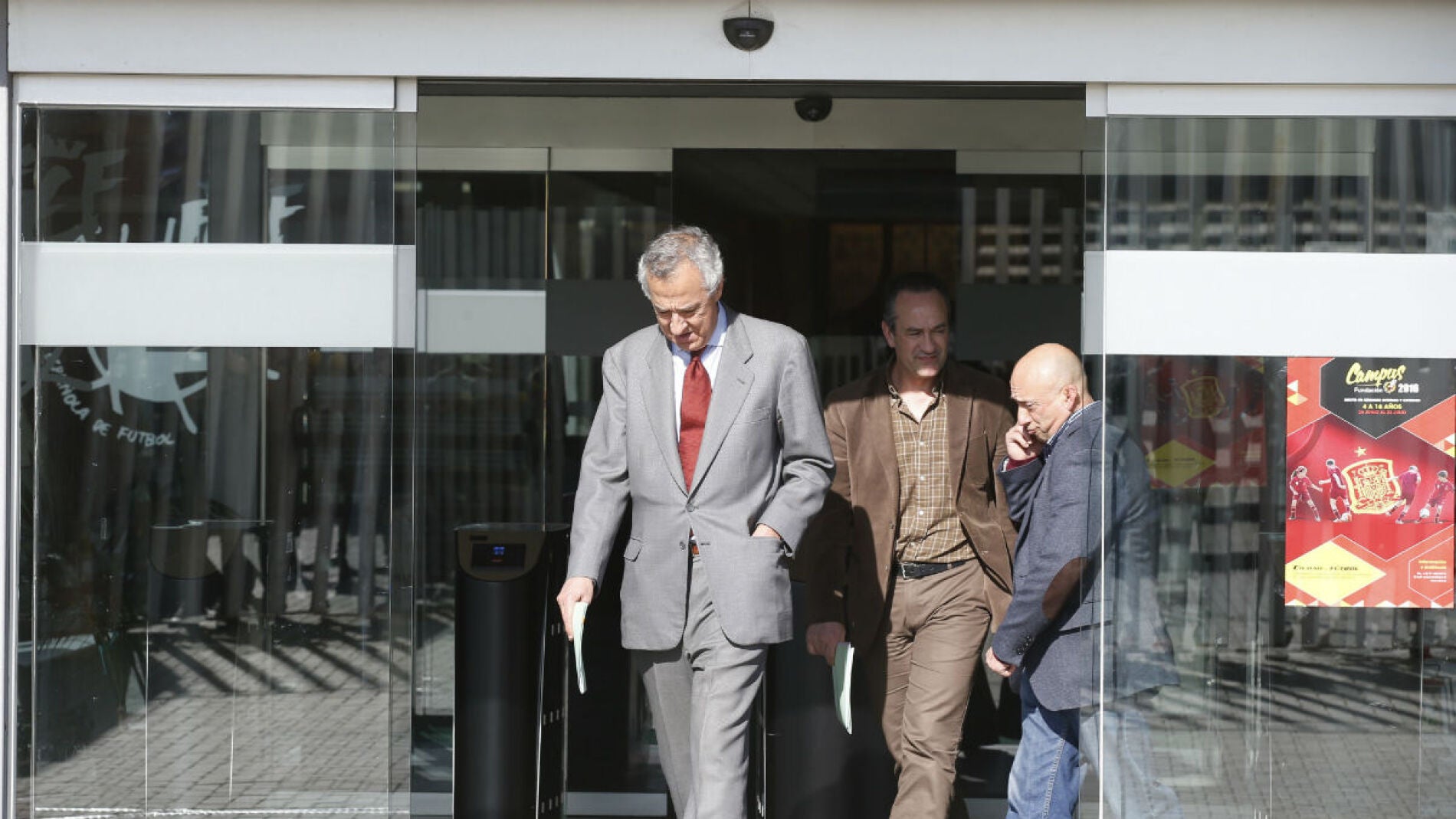 Fernando Puig de la Bellacasa, a su salida de la Ciudad del F&uacute;tbol