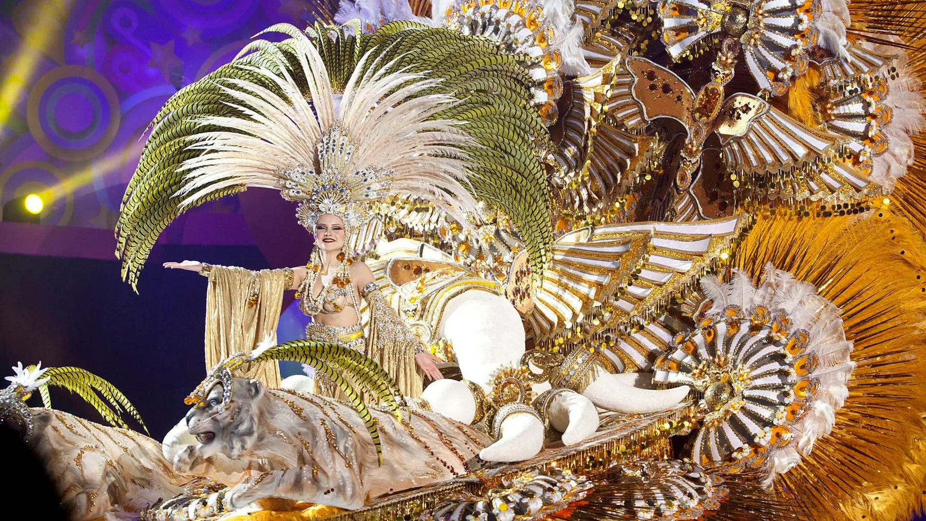 Reina del Carnaval de Santa Cruz de Tenerife 2016 (04-02-2016) Reina del Carnaval de Santa Cruz de Tenerife 2016 (04-02-2016)