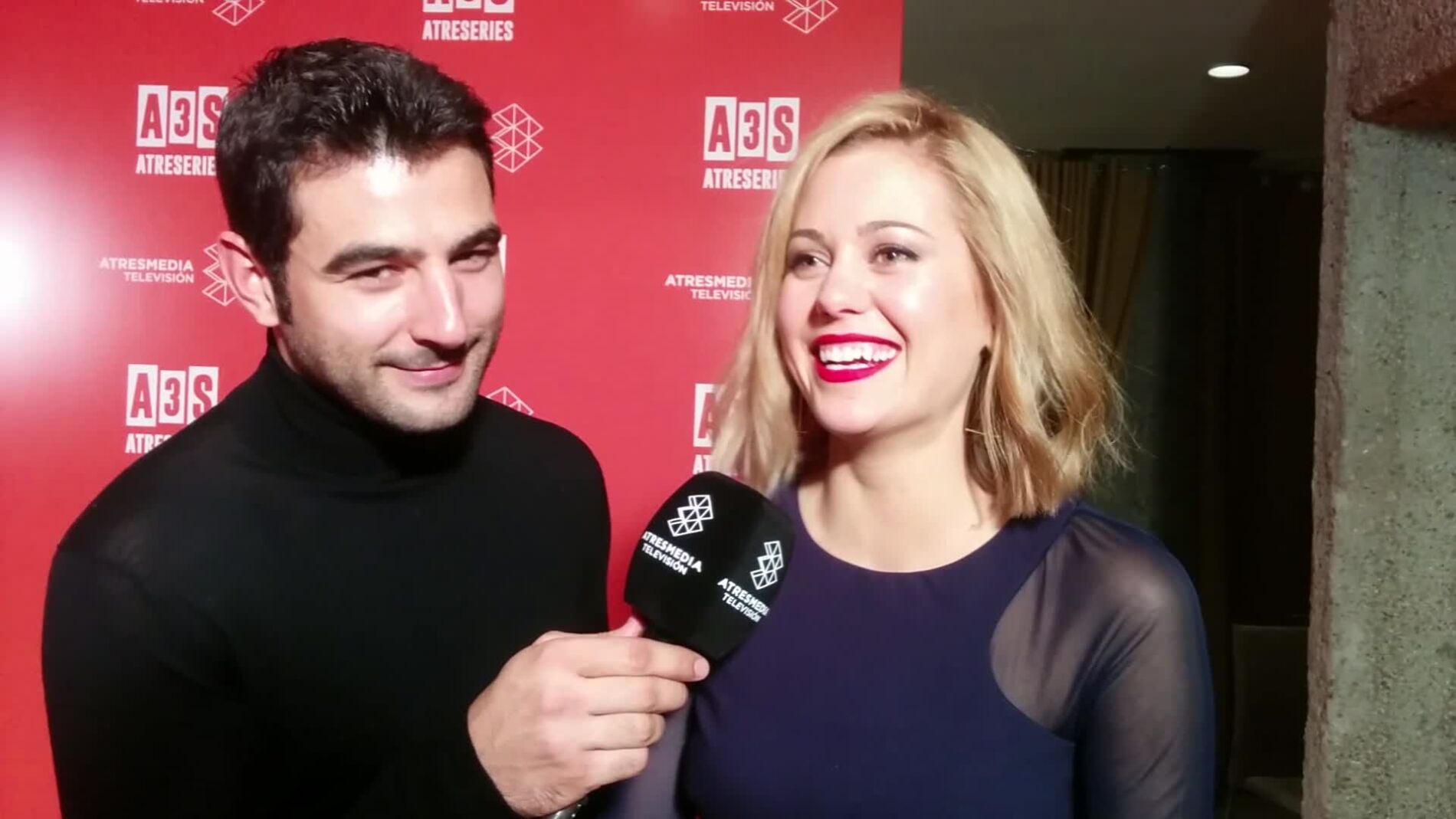 A Kimberley Tell y Antonio Vel&aacute;zquez se les escapa un spoiler de 'Buscando el norte'