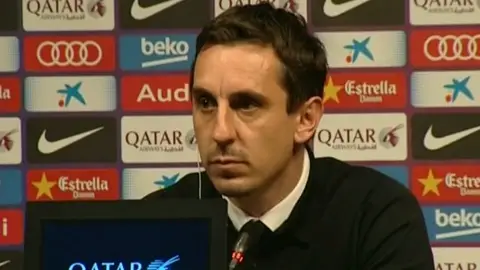 Gary Neville, en rueda de prensa Gary Neville, en rueda de prensa