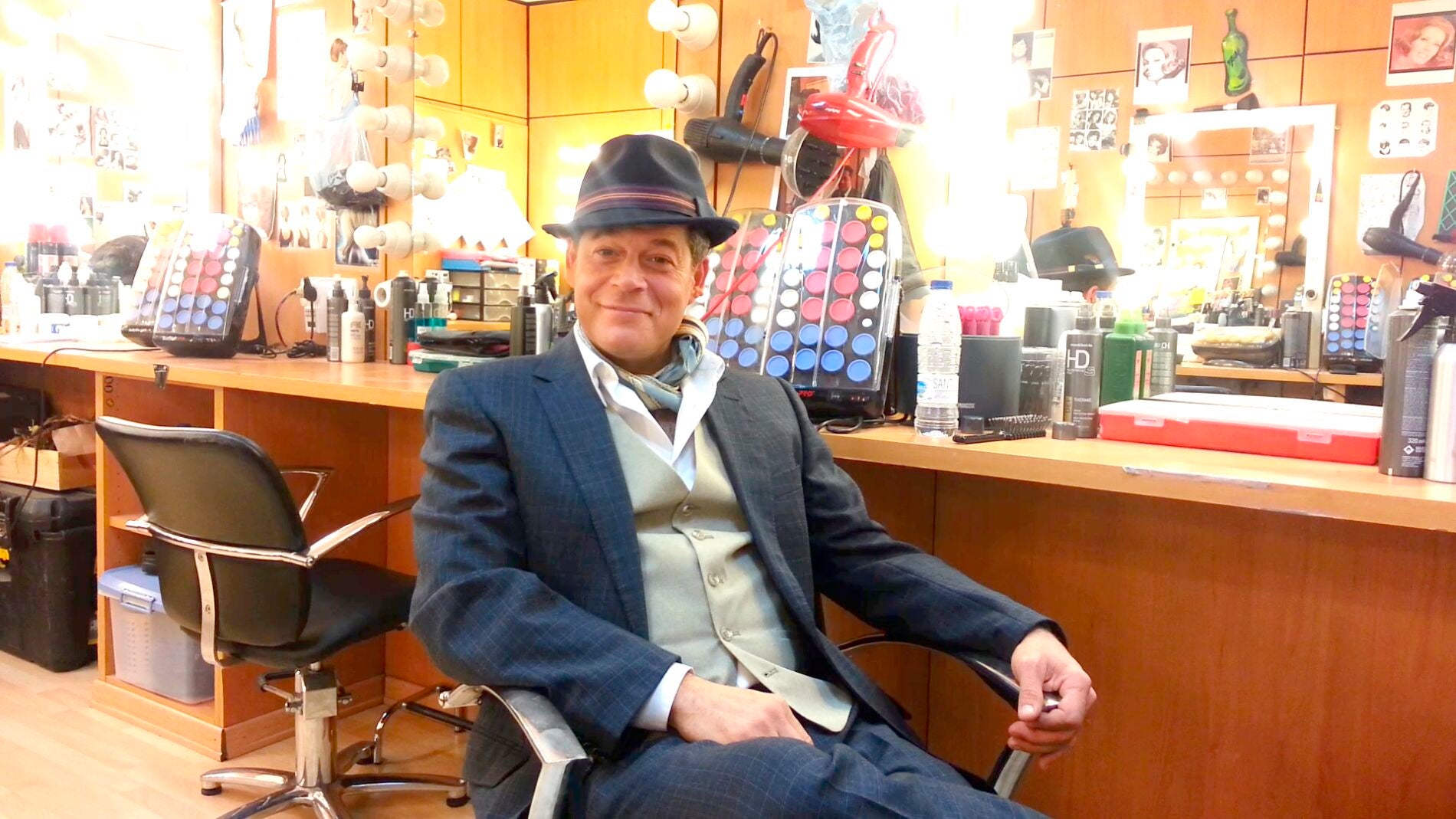 Jorge Sanz se despide de 'Amar es para siempre' con sombrero incluido