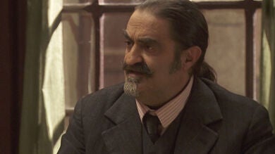 Puente Viejo C1261 - Un forastero ofrece a Prado una beca en Madrid