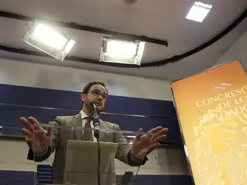 El portavoz del PSOE en el Congreso, Antonio HernandoEl portavoz del PSOE en el Congreso, Antonio Hernando El portavoz del PSOE en el Congreso, Antonio HernandoEl portavoz del PSOE en el Congreso, Antonio Hernando