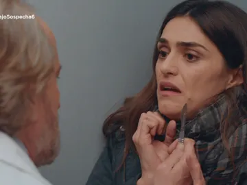 Miguel amenaza a Belén con un bisturí Miguel amenaza a Belén con un bisturí