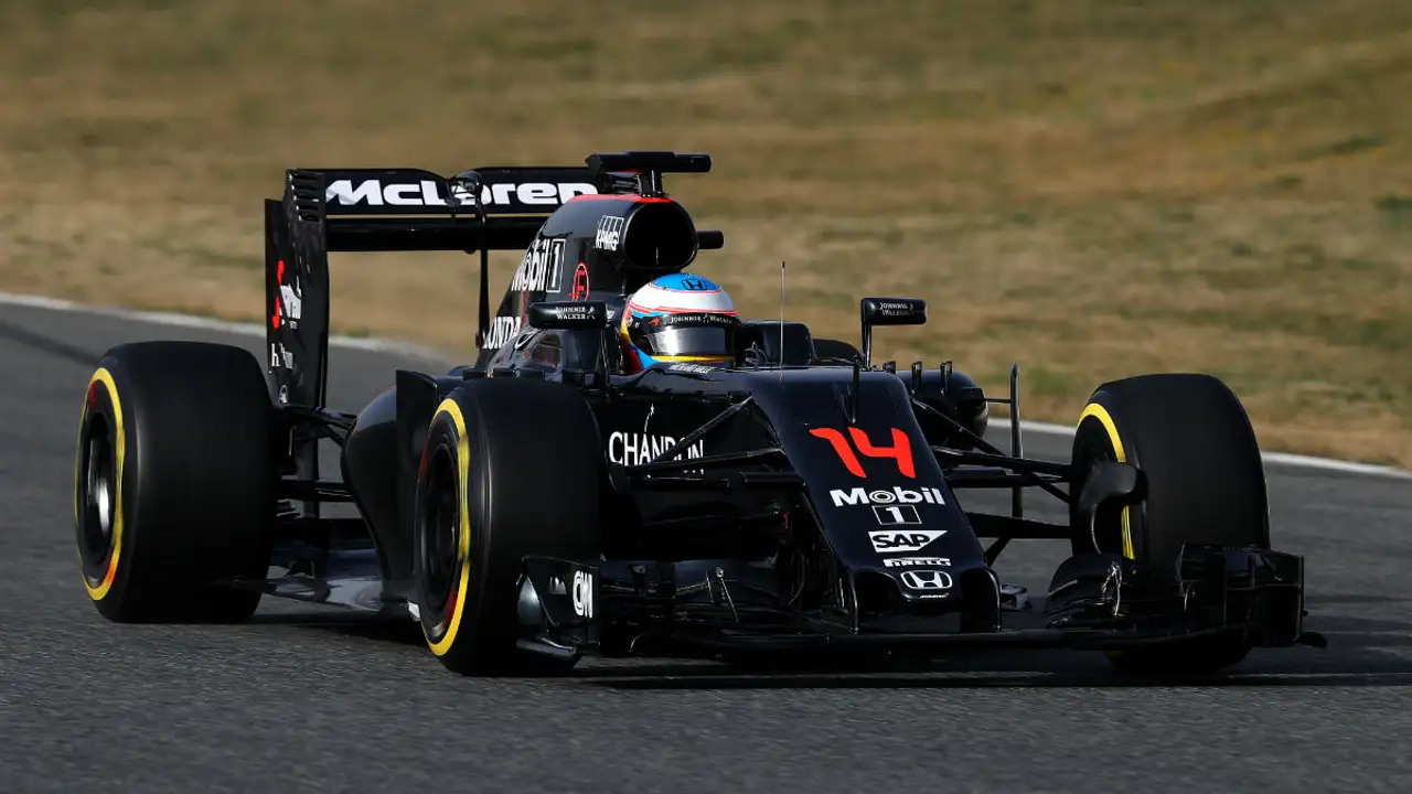 Fernando Alonso, a los mandos del MP4-31