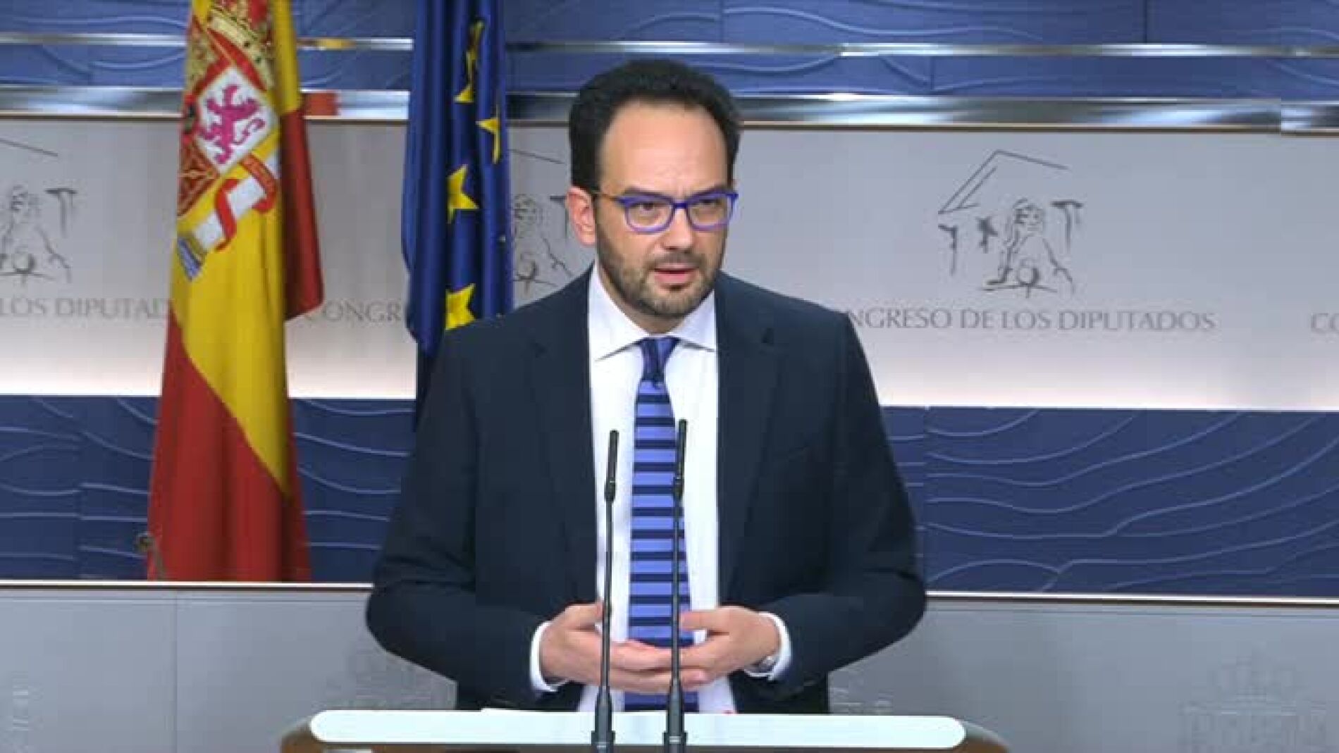 Antonio Hernando durante su comparecencia en el Congreso de los Diputados