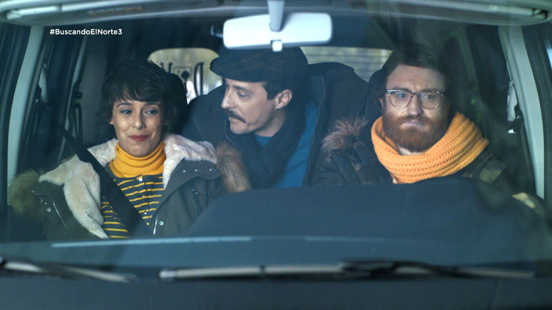 Carol y Salva se llevan los muebles de una mudanza