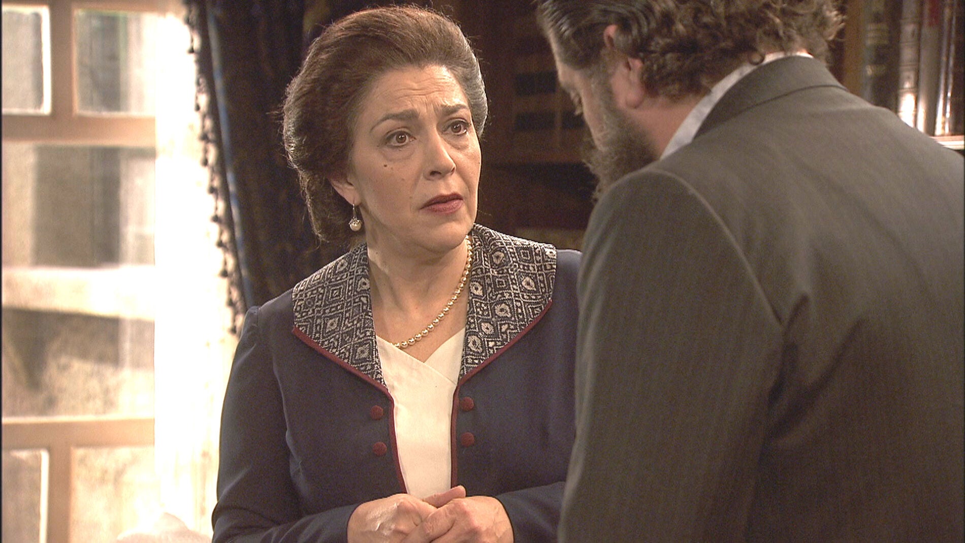 Francisca se entera de la proposici&oacute;n de matrimonio de Severo