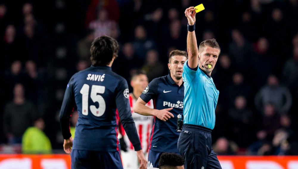 Savic, en el partido ante el PSV