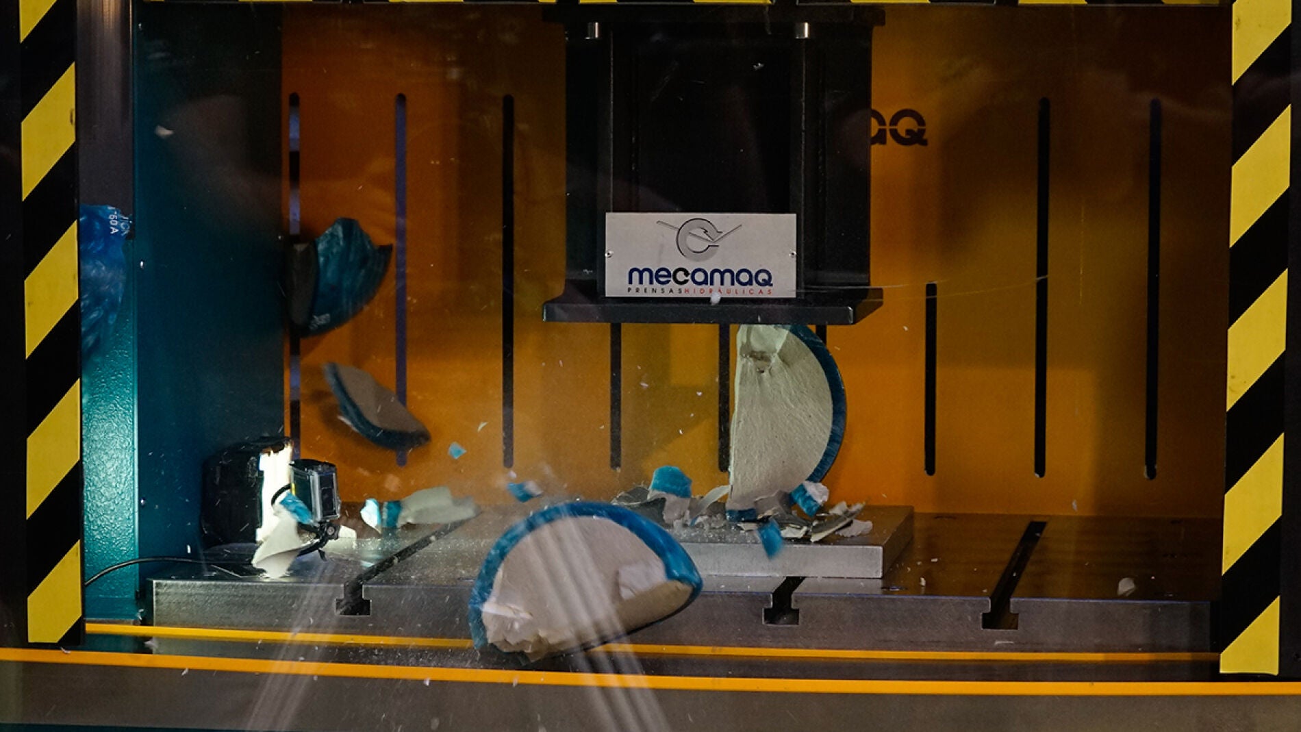 Super Luis Tosar y Jos&eacute; Coronado en 'El Hormiguero 3.0'Super Luis Tosar y Jos&eacute; Coronado en 'El Hormiguero 3.0'