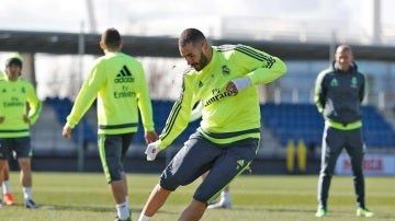 Entrenamiento matutino antes del derbi en el Bernabéu