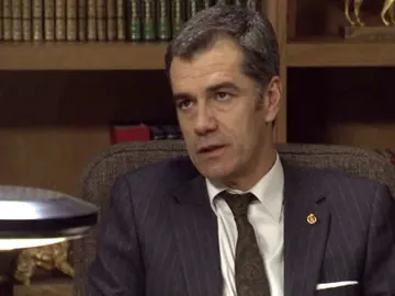 Tomás discute con Martos por su intento de conquistar a Adela Tomás discute con Martos por su intento de conquistar a Adela