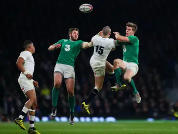Inglaterra e Irlanda luchan en el VI Naciones Inglaterra e Irlanda luchan en el VI Naciones