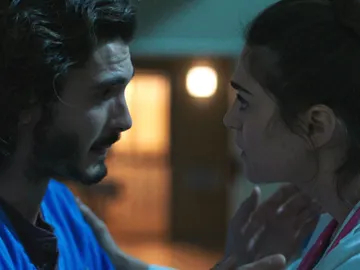 Víctor pedirá ayuda a Belén para evitar que el Daniel Legarra opere a su padre Víctor pedirá ayuda a Belén para evitar que el Daniel Legarra opere a su padre