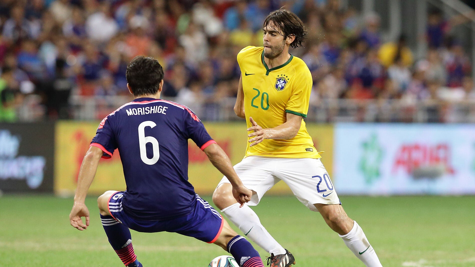 Kak&aacute; jugando con la Selecci&oacute;n Brasile&ntilde;a
