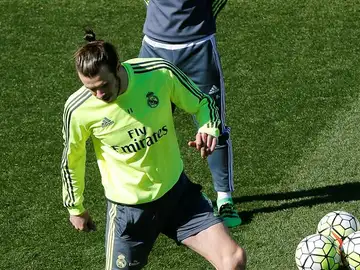 Bale regresa a los entrenamientos con el grupo Bale regresa a los entrenamientos con el grupo