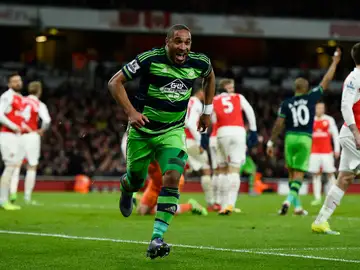 Ashley Williams celebra el 1-2 en el Emirates Ashley Williams celebra el 1-2 en el Emirates