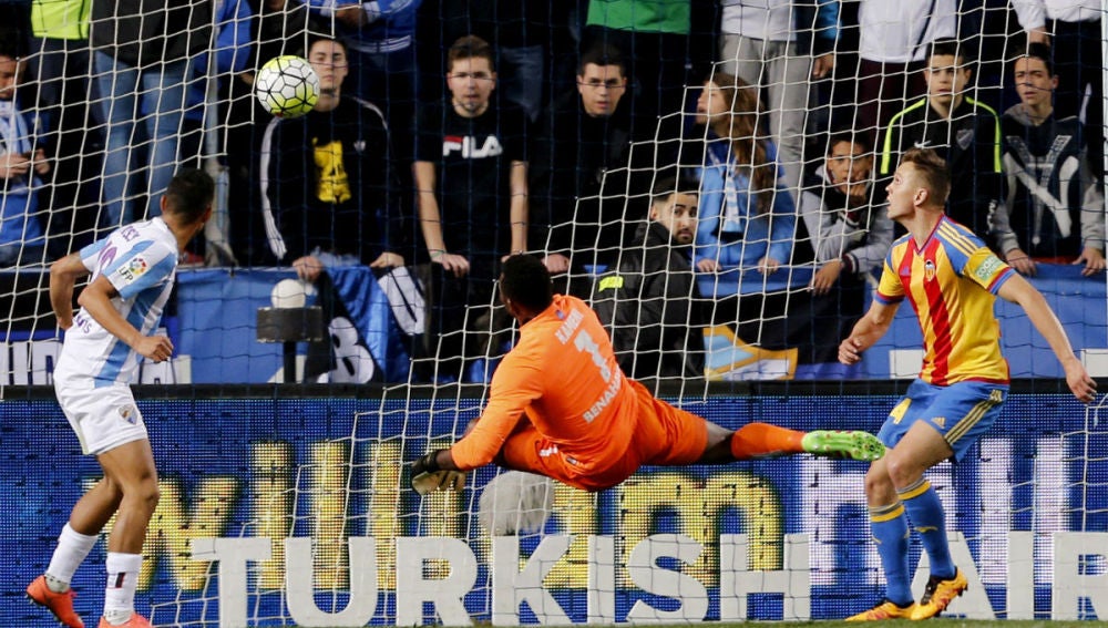Kameni marca en propia puerta el empate del Valencia