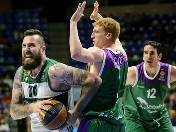El Unicaja sucumbre ante el PAO El Unicaja sucumbre ante el PAO