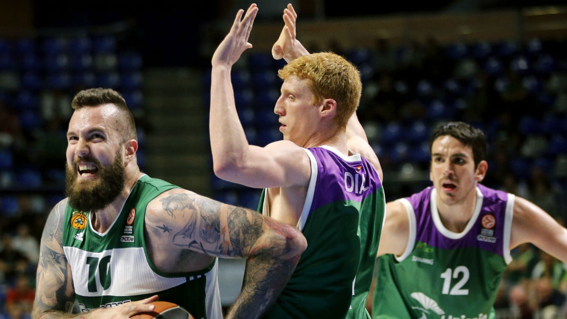 El Unicaja sucumbre ante el PAO