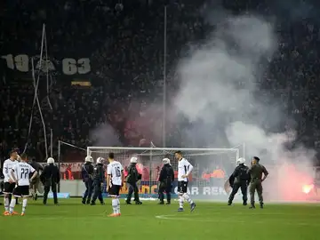 Partido suspendido en la Liga Griega por los antidisturbios Partido suspendido en la Liga Griega por los antidisturbios