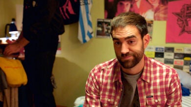 Iñaki se instala en el cuarto de Jozé: “Carmen no me quiere ni ver”