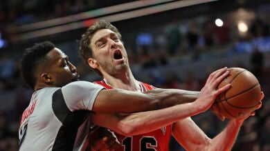 Gasol lleva a los Bulls a la victoria frente a los Rockets