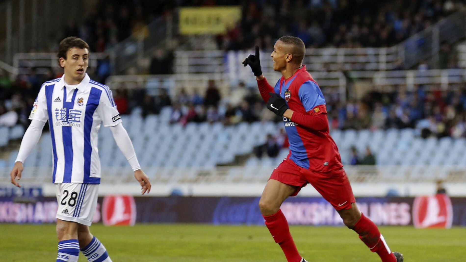Deyverson festeja un gol contra la Real