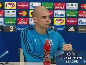 Pepe en rueda de prensa Pepe en rueda de prensa