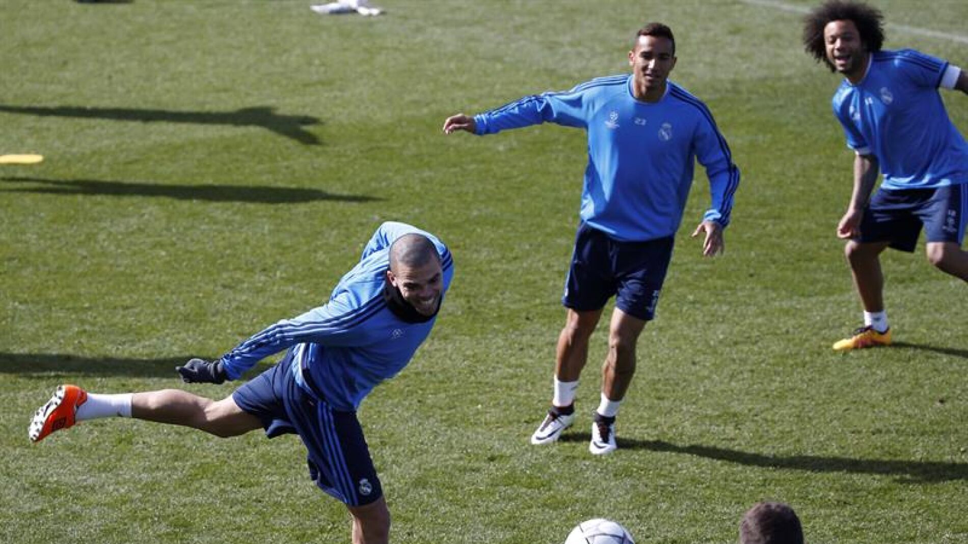 Pepe, durante el entrenamiento con el Real Madrid