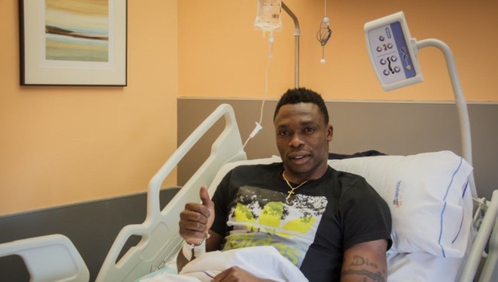 Kameni, tras ser operado