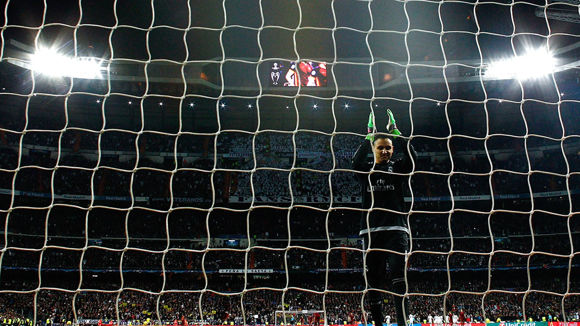 Keylor Navas celebra el gol de Cristiano Ronaldo Keylor Navas celebra el gol de Cristiano Ronaldo