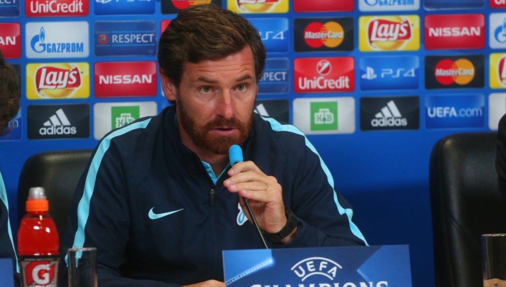 Villas-Boas, en rueda de prensa