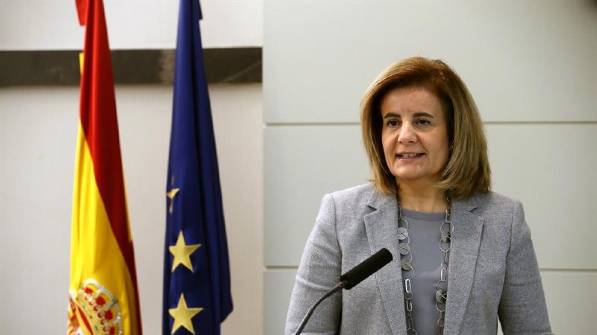 La ministra de Empleo, F&aacute;tima B&aacute;&ntilde;ez