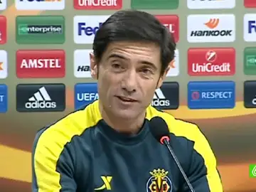 Marcelino, durante la rueda de prensa Marcelino, durante la rueda de prensa