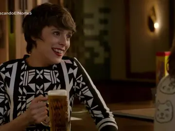 Adela vuelve a romperle el corazón a Carol Adela vuelve a romperle el corazón a Carol