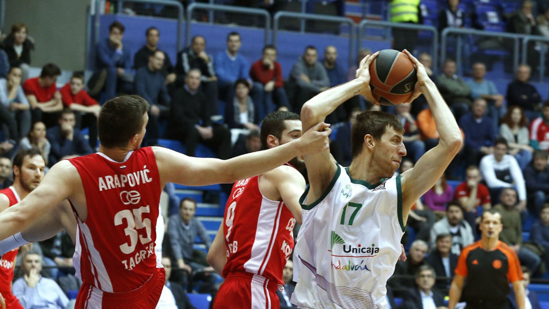 Fran V&aacute;zquez, vital en la victoria del Unicaja en Zagreb